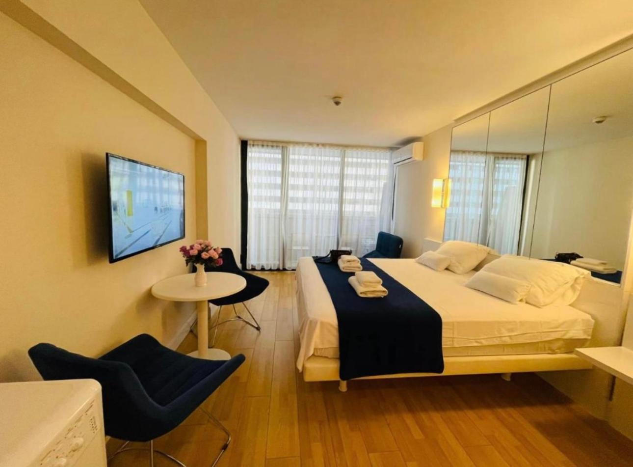 Orbi City Apartment With Sea View Batumi Exterior foto